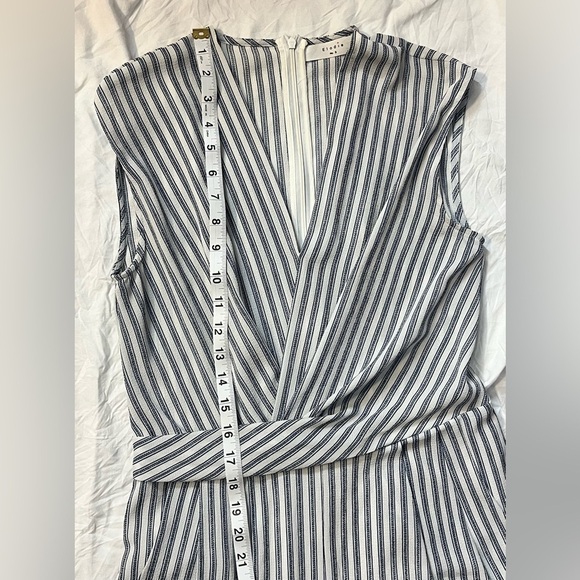 Elodie Striped Sleeveless Romper Jumpsuit Size Small - Picture 12 of 16